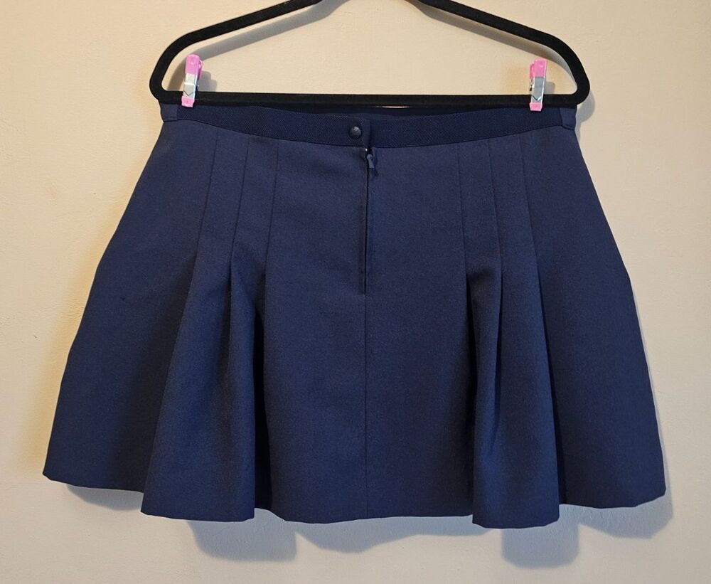 Fila Tennis classic Pleated Skirt Womens size 16 Blue classic, pickleball - Picture 2 of 3
